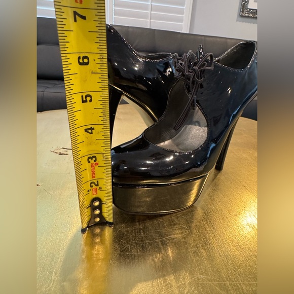 Stuart Weitzman Black Patent Leather Platform Lace-Up Heels size 6.5 - Picture 15 of 16